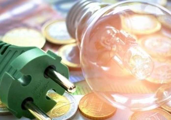 Κοινωνικό Οικιακό Τιμολόγιο (ΚΟΤ): Όλα όσα πρέπει να ξέρετε για μειωμένους λογαριασμούς