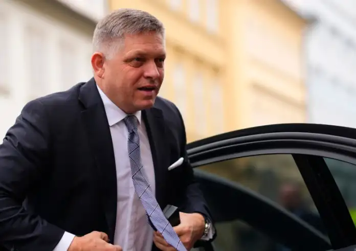 Σλοβακία: Διέφυγε τον κίνδυνο ο πρωθυπουργός Φίτσο – «Τα χειρότερα που φοβόμαστε έχουν περάσει»