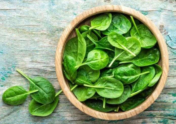 7 οφέλη που θα έχετε στο σώμα σας αν τρώτε σπανάκι τακτικά