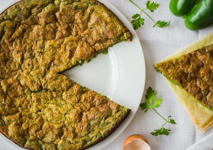 Νηστίσιμη σπανακόπιτα χωρίς φύλλο, με λίγα υλικά