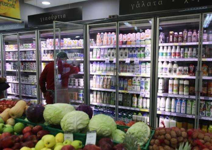 Σούπερ μάρκετ: Αλαλούμ με τις μειώσεις στις τιμές – Τι καταγγέλλουν οι καταναλωτές