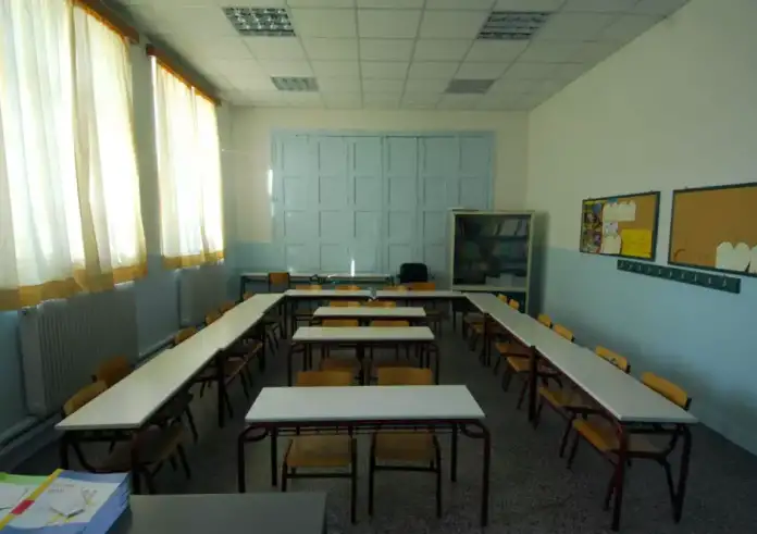 Εκπαιδευτικοί 67 ετών στις σχολικές τάξεις: Τι σημαίνει για την εκπαίδευση