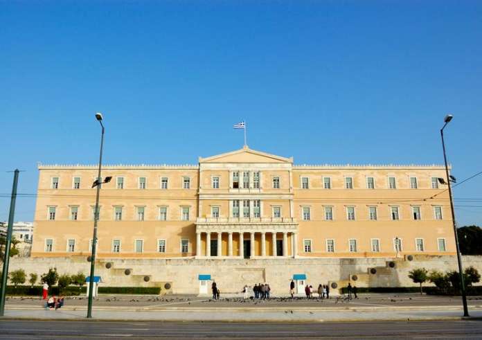 Γενική 24ωρη απεργία την Τετάρτη 17 Απριλίου