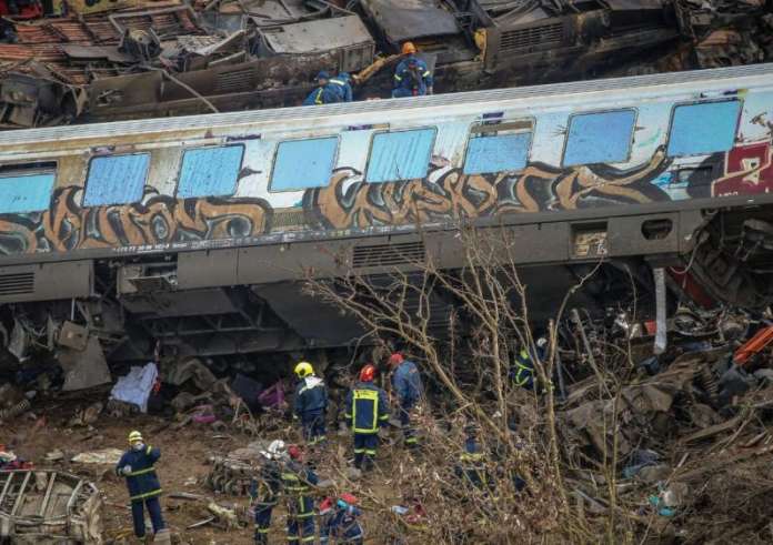 Τέμπη: Εισαγγελική έφοδος στα γραφεία του ΟΣΕ – Κατασχέθηκαν οι πρωτότυπες συνομιλίες, που υποτίθεται είχε ήδη η Δικαιοσύνη