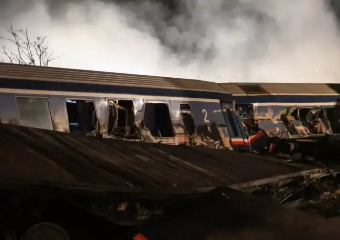 Τέμπη: Βοήθεια! Είμαστε από κάτω βοήθεια! – Νέο βίντεο ντοκουμέντο δευτερόλεπτα μετά τη φονική σύγκρουση