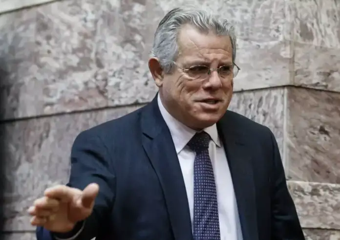 Επιμένουν οι «11» βουλευτές της ΝΔ: «Τα ερωτήματα που θέσαμε δεν έλαβαν απάντηση» λένε σε Χατζηδάκη