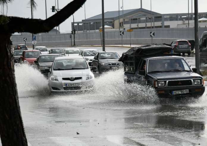 Αυτός είναι ο λόγος που πλημμυρίζει η Αθήνα – Το άγνωστο ρέμα του «Ευαγγελισμού»