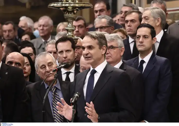 Κηδεία Κώστα Σημίτη: Ο επικήδειος από τον Κυριάκο Μητσοτάκη – «Μαχητής κατά της Δικτατορίας, άξιος υπηρέτης της Δημοκρατίας, ευγενής αντίπαλος»