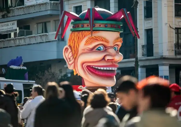Αποφυγή συνωστισμού: Τι θα γίνει με το Πατρινό Καρναβάλι 2025 λόγω μηνιγγίτιδας