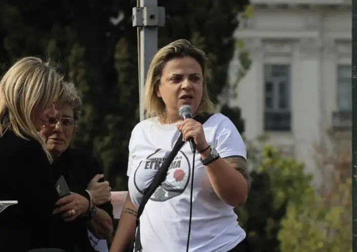 Τέμπη – Αδελφή θύματος για συνέντευξη Μητσοτάκη: «Ψέματα, μισές αλήθειες, και παραποίηση γεγονότων»