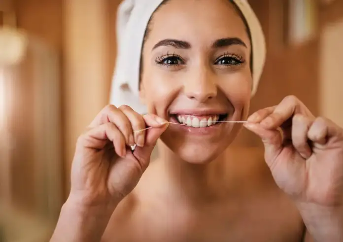 Μήπως χρησιμοποιείς το οδοντικό νήμα με λάθος τρόπο;