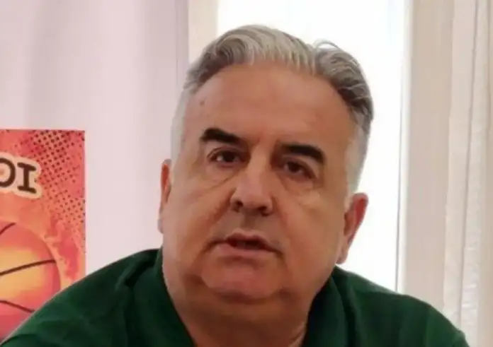 Πέθανε ο Κώστας Σκρέτας