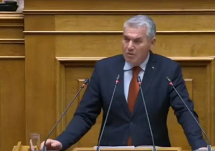 Ο Μητσοτάκης διαγράφει τον βουλευτή Δημήτρη Κυριαζίδη μετά το χυδαίο σχόλιο στη Κωνσταντοπούλου