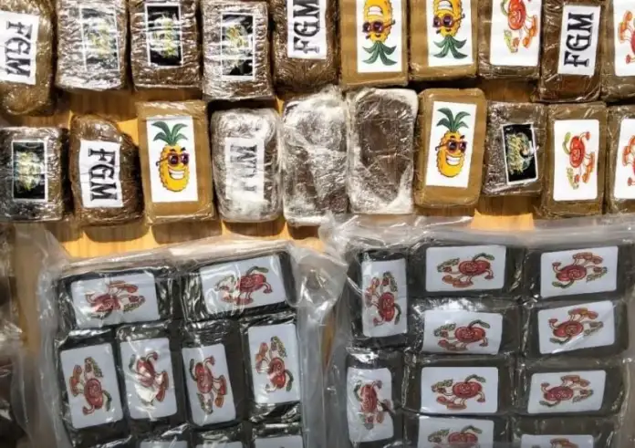 Γόνοι «καλών» οικογενειών οι τρεις συλληφθέντες για το κύκλωμα διακίνησης κοκαΐνης στη Γλυφάδα