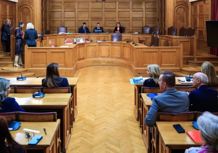 Τέμπη: Η ΝΔ απέρριψε το διακομματικό προεδρείο στην προανακριτική