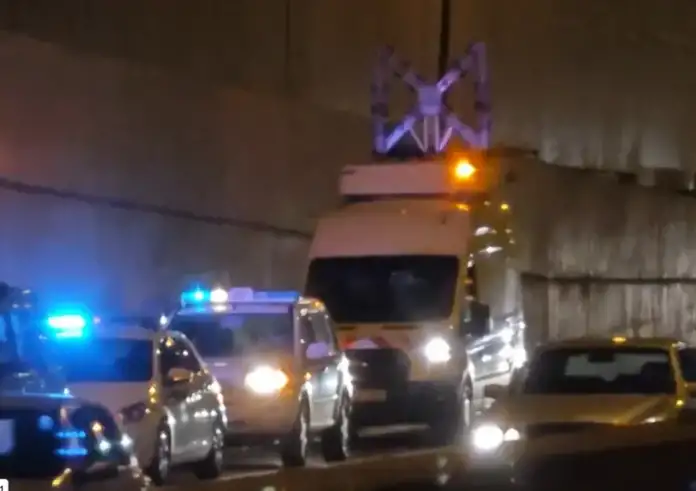 Νεκρός ο οδηγός της μοτοσικλέτας που πήρε φωτιά στην Αττική οδό