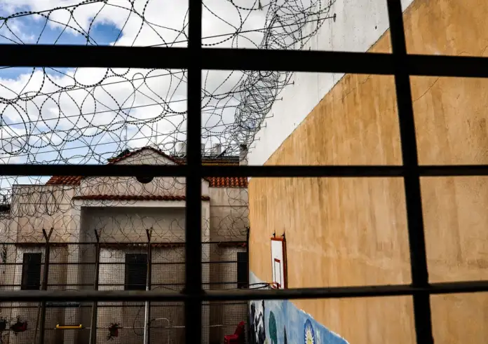 Φυλακές Κορυδαλλού: Κρατούμενοι σχεδίαζαν απόδραση με όμηρο σωφρονιστικό υπάλληλο – Βρέθηκε όπλο