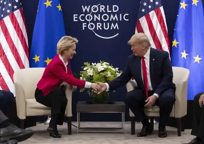 Αυτό είναι το σχέδιο της Κομισιόν για τα αντίμετρα στους δασμούς Τραμπ: 25% σε πολλά προϊόντα, ποιο εξαιρείται