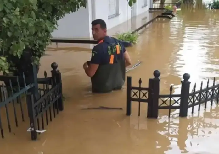 Πυροσβέστης και πατέρας τριών παιδιών στα Τρίκαλα σκοτώθηκε σε τροχαίο δυστύχημα