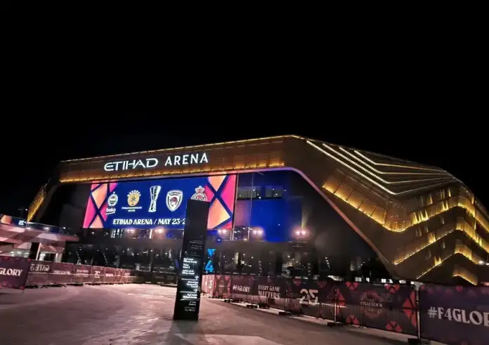 Εμείς κλαίμε 14.000 ευρώ. Τι λένε θύματα για τη δημοσιογράφο - απάτη με τα εισιτήρια για το Final 4