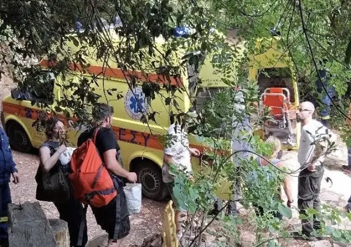 Συγκλονιστική μαρτυρία για την τραγωδία στη Νέδα: «Το παιδί έπεσε στο ποτάμι από ύψος 25 μέτρων, χτύπησε σε δέντρο»