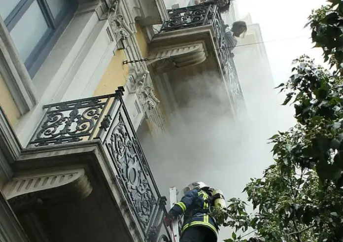 Ποιοι έκαψαν τη Μαρφίν; - Η ανάρτηση δημοσιογράφου 15 χρόνια μετά την τραγωδία