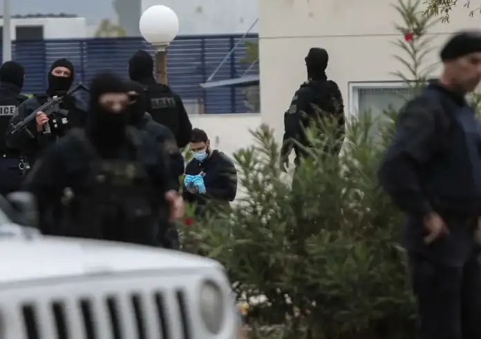 Ζωγράφου: Επεισόδια στην Πολυτεχνειούπολη – Άγνωστοι επιτέθηκαν σε εργαζόμενη σε κυλικείο