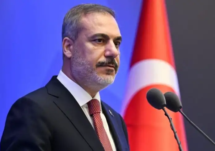 Προκλητικές δηλώσεις Φιντάν: Τι ανέφερε για Δωδεκάνησα και Κύπρο