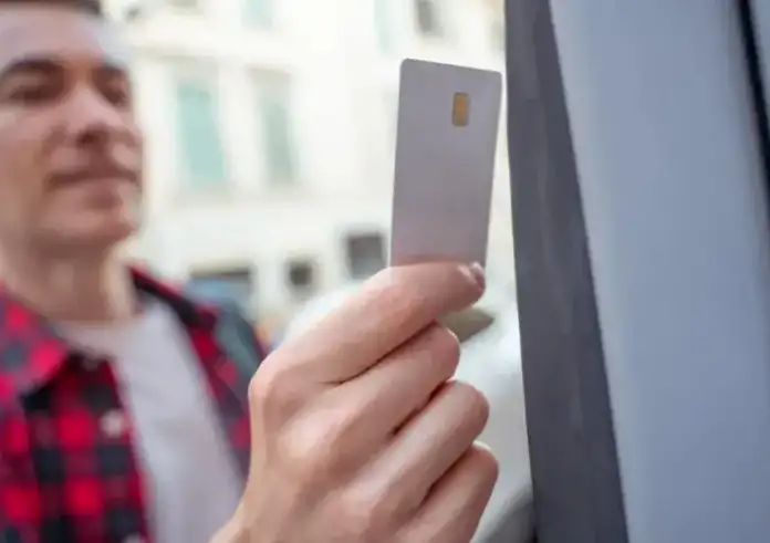 Τι θα αλλάξει στις ηλεκτρονικές πληρωμές