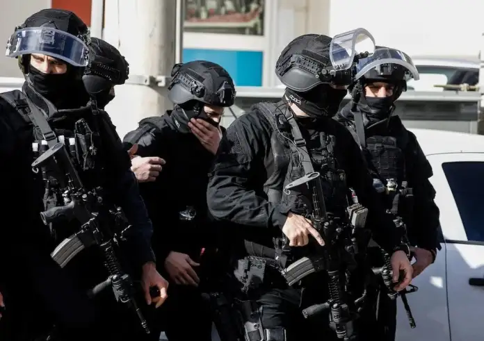 Στην τουρκική μαφία πήγαιναν τα 30 όπλα που βρέθηκαν στον Έβρο