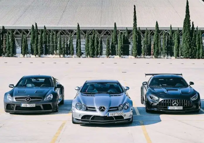 Δημήτρης Γιαννακόπουλος: Τι σημαίνει ο αριθμός 7000 στις πολυτελείς πινακίδες του DPG