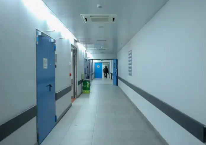 Τραυματισμός 9χρονου που καταπλακώθηκε από μεταλλική πόρτα σε γήπεδο στις Σέρρες