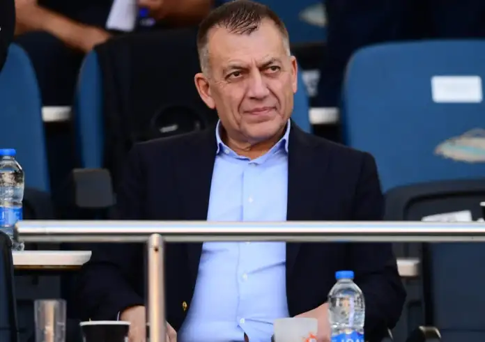 Βρούτσης: Αν δεν έρθει ο Ολυμπιακός, τότε τιμωρείται ο Παναθηναϊκός
