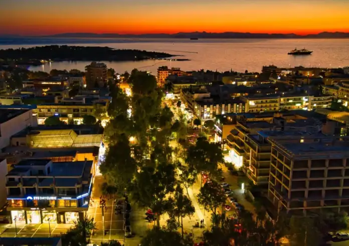 Γλυφάδα: Ξεχώρισε στην Αξιολόγηση του Δημοσίου – Πρώτη σε 7 από 10 κατηγορίες