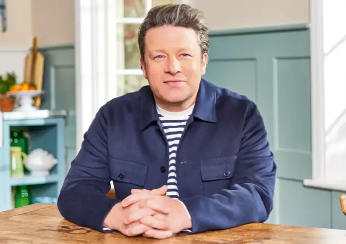 Τζέιμι Όλιβερ: Ανοίγει εστιατόριο στην Ελλάδα