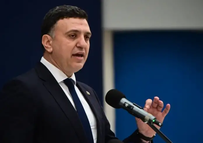 Κικίλιας για Ιράν – Ισραήλ: Το χειρότερο σενάριο αν κλείσουν τα Στενά του Ορμούζ