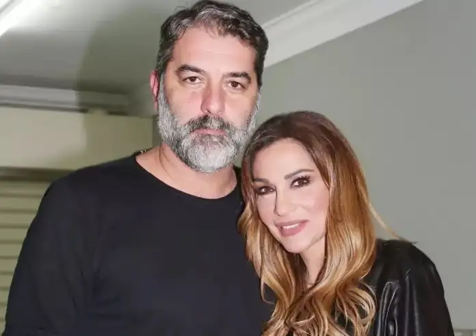 Βασίλης Μπισμπίκης για Βανδή: Είμαι καψούρης, ξαφνιάζομαι κάθε φορά που τη βλέπω