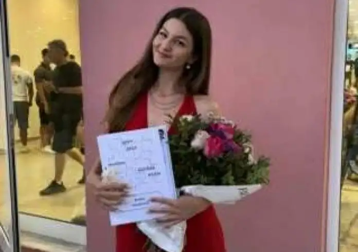 Πανελλαδικές: Θρίαμβος για μαθήτρια πολύτεκνης οικογένειας – 20 σε όλα τα μαθήματα