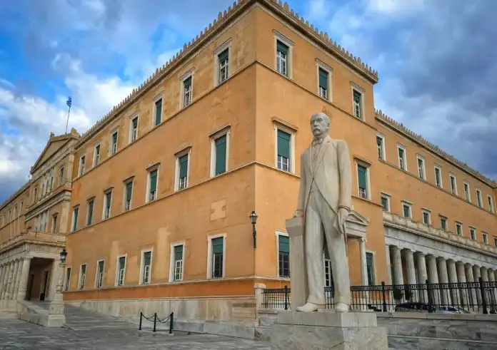 Πώς θα λειτουργεί η Βουλή μετά την απόφαση του Εκλογοδικείου για τους Σπαρτιάτες