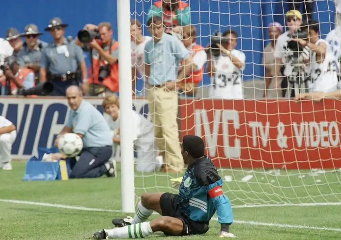 Θλίψη στο παγκόσμιο ποδόσφαιρο: Πέθανε ο τερματοφύλακας Πίτερ Ρουφάι