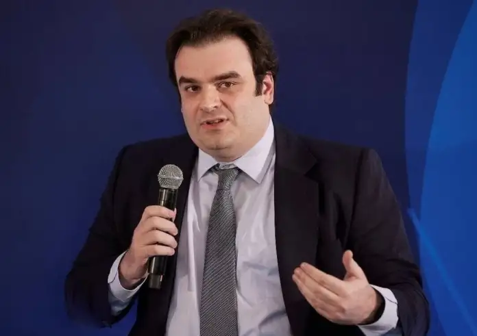 Πιερρακάκης: Μηδενισμός των χρεώσεων για τις συναλλαγές στα ΑΤΜ