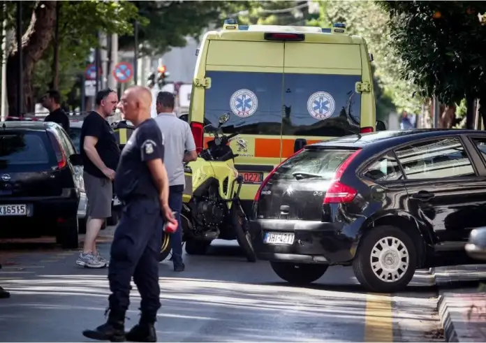 Αγία Παρασκευή: Εκτέλεση άνδρα στην μέση του δρόμου με 3 σφαίρες στον λαιμό
