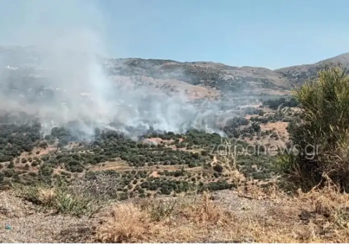 Φωτιά στα Χανιά – Ήχησε το 112