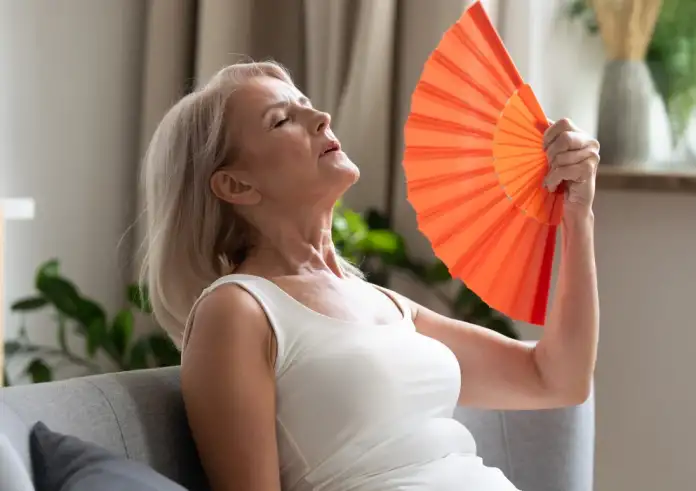 Προσοχή! Το ξέρατε ότι ο καύσωνας μας γερνάει πρόωρα