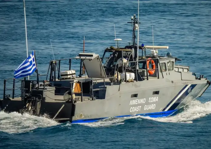 Πλήρωσε 2.000 ευρώ για τη μεταφορά του στη Σύμη με jet ski