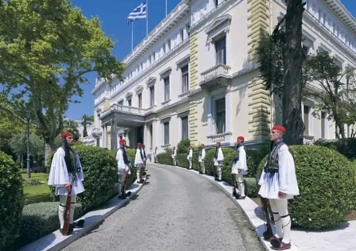 24 Ιουλίου 1974: Η ιστορική επιστροφή της δημοκρατίας στην Ελλάδα