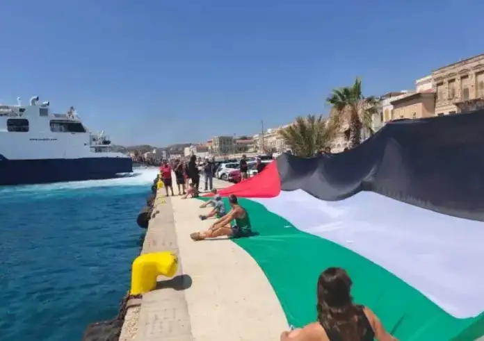 Μαρινάκης για μπλόκο σε Ισραηλινούς τουρίστες στη Σύρο: Έγινε κακή διαχείριση – Οι νόμοι πρέπει να εφαρμόζονται