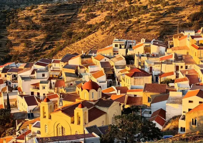 Τζια: Συναγερμός για αυξημένα κρούσματα γαστρεντερίτιδας – Τι λένε γιατροί και Δήμος