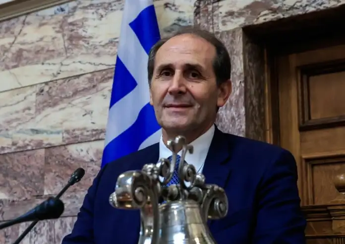 Θρήνος για τον Απόστολο Βεσυρόπουλο – Κατέρρευσε στη Χαλκιδική σε ηλικία 59 ετών