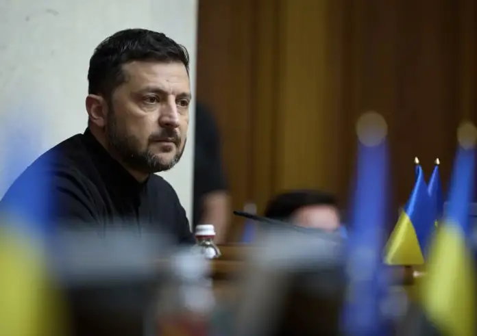 Ζελένσκι: Υπόσχεται αντίποινα για τις ρωσικές επιθέσεις στην Ουκρανία